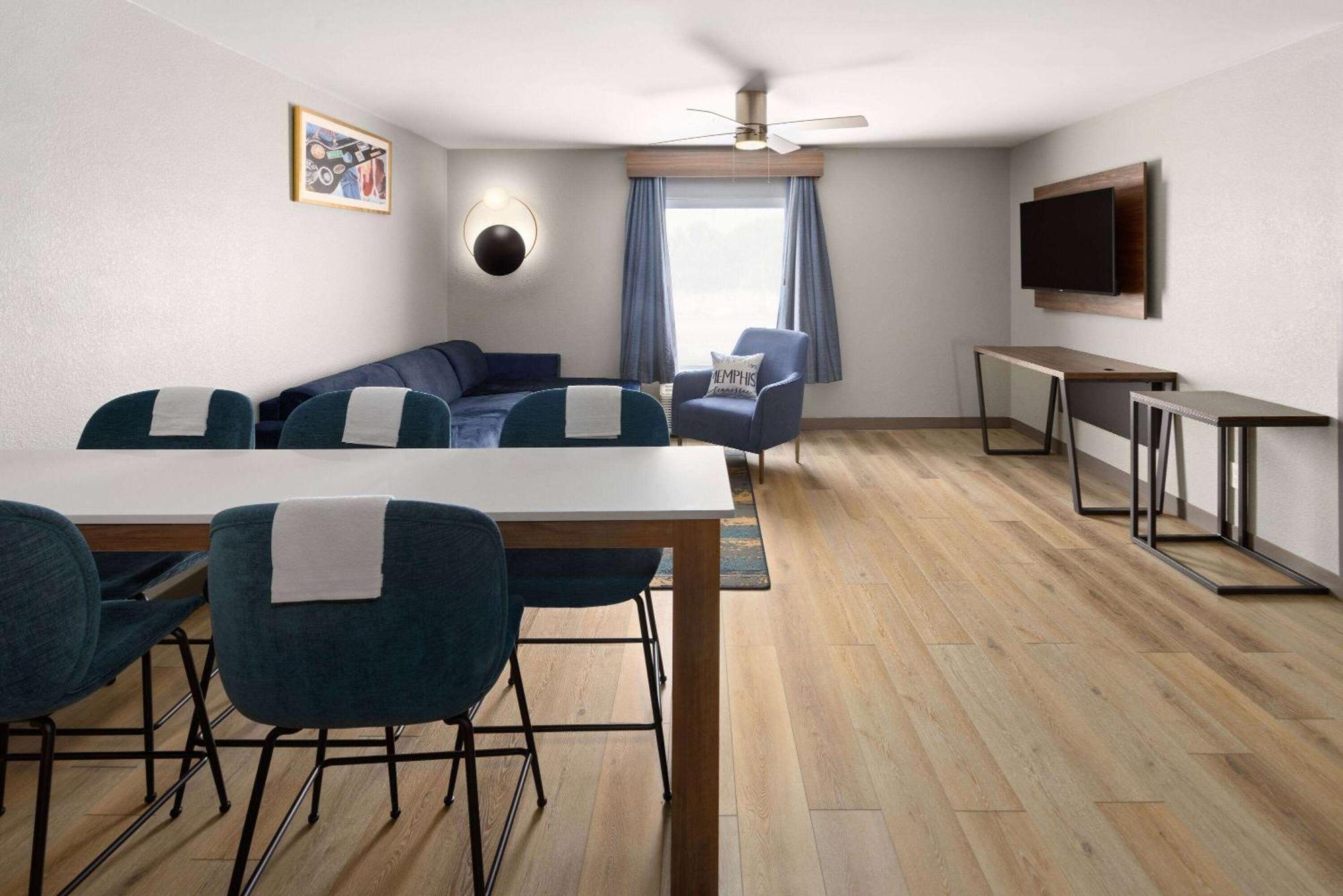 La Quinta Inn & Suites By Wyndham Memphis I-240 Luaran gambar