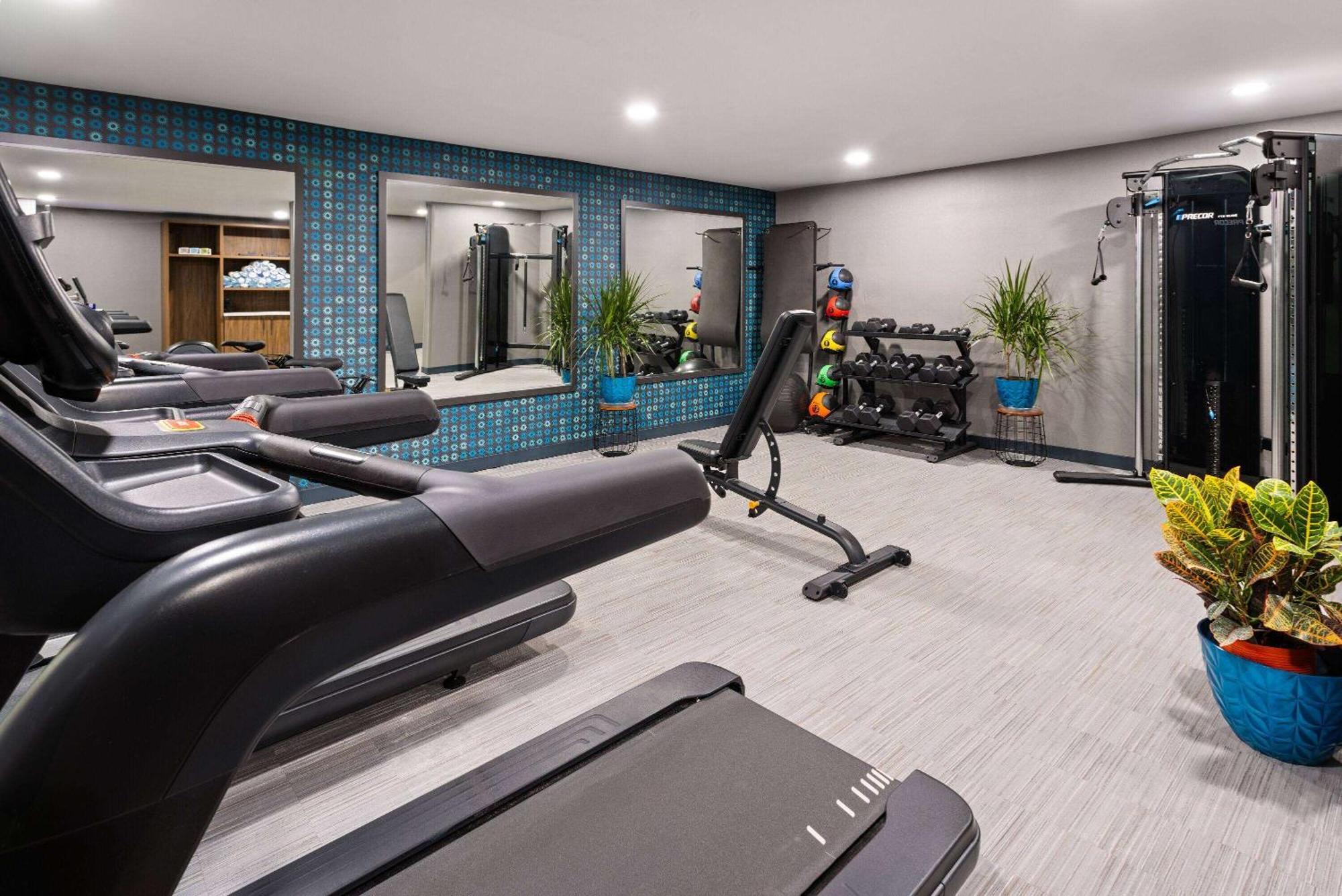 La Quinta Inn & Suites By Wyndham Memphis I-240 Luaran gambar